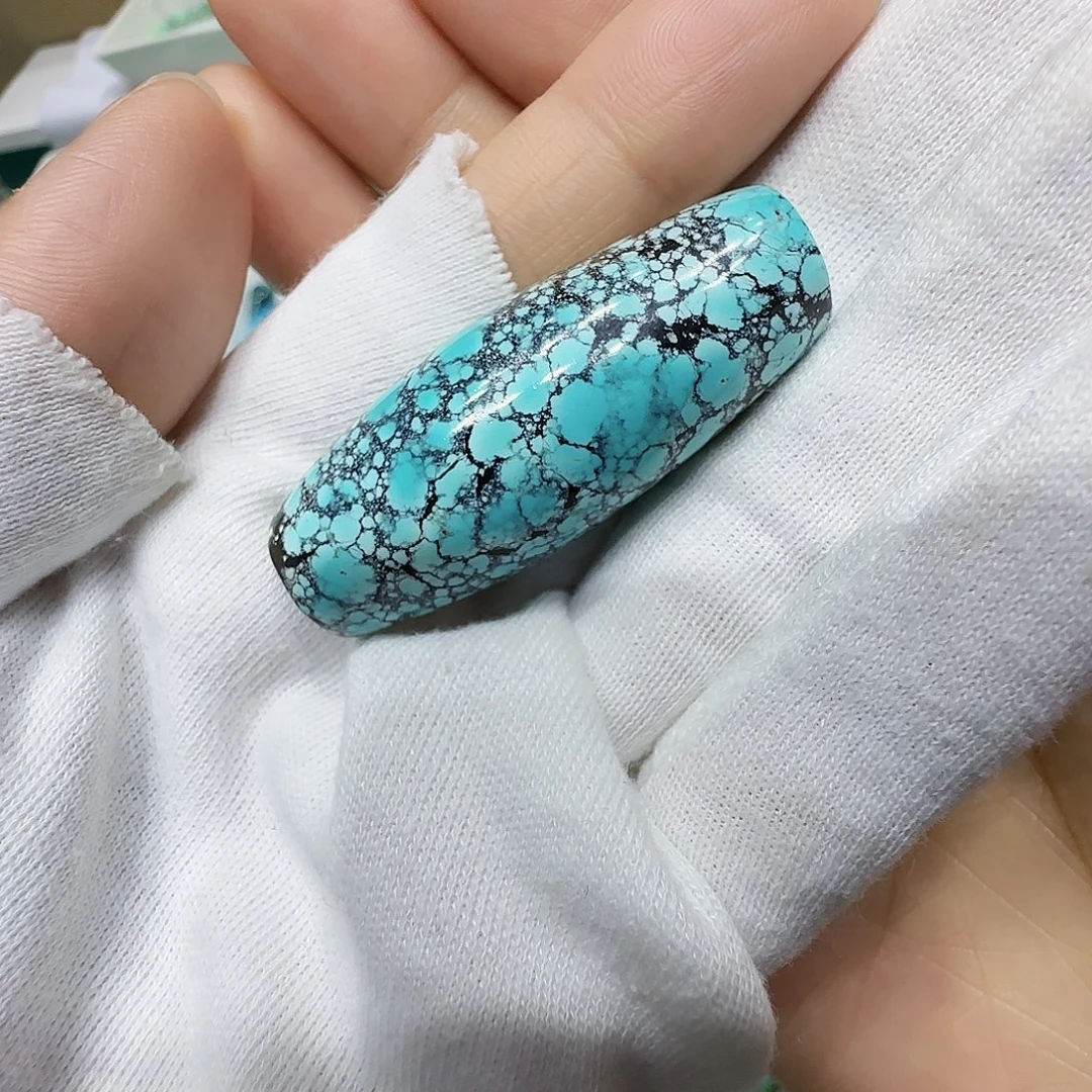 未镶嵌绿松石原矿绿松石