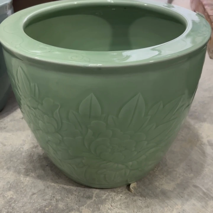 陶瓷鱼缸一个微瑕一个全品打孔40-25