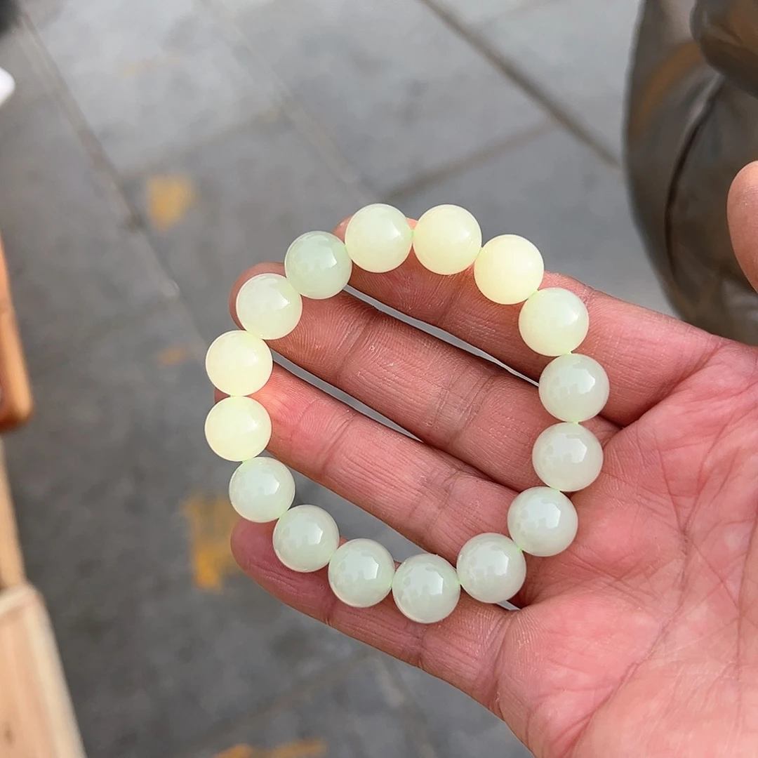 和田玉葡萄肉卡12多样性发货拍一发一未镶嵌