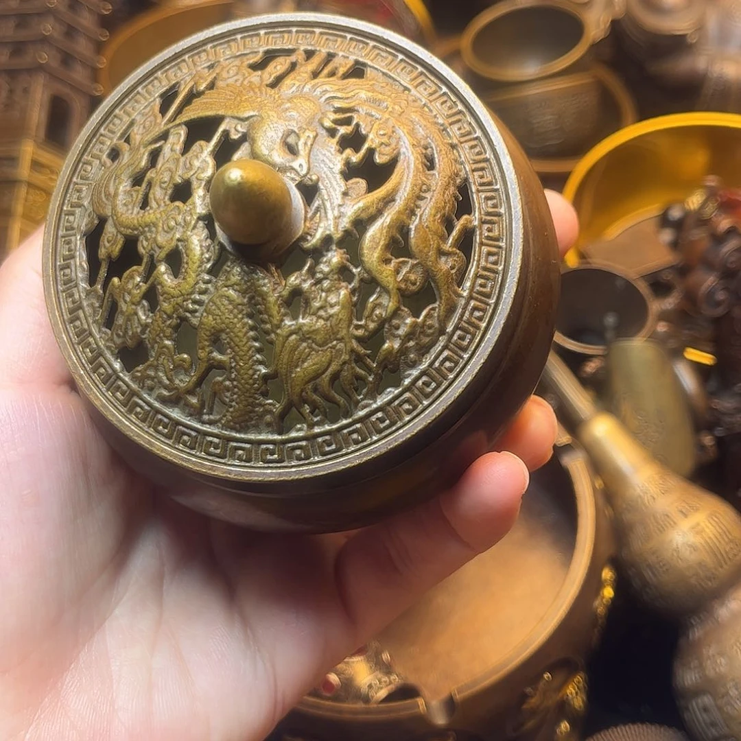 精美铜器工艺品等