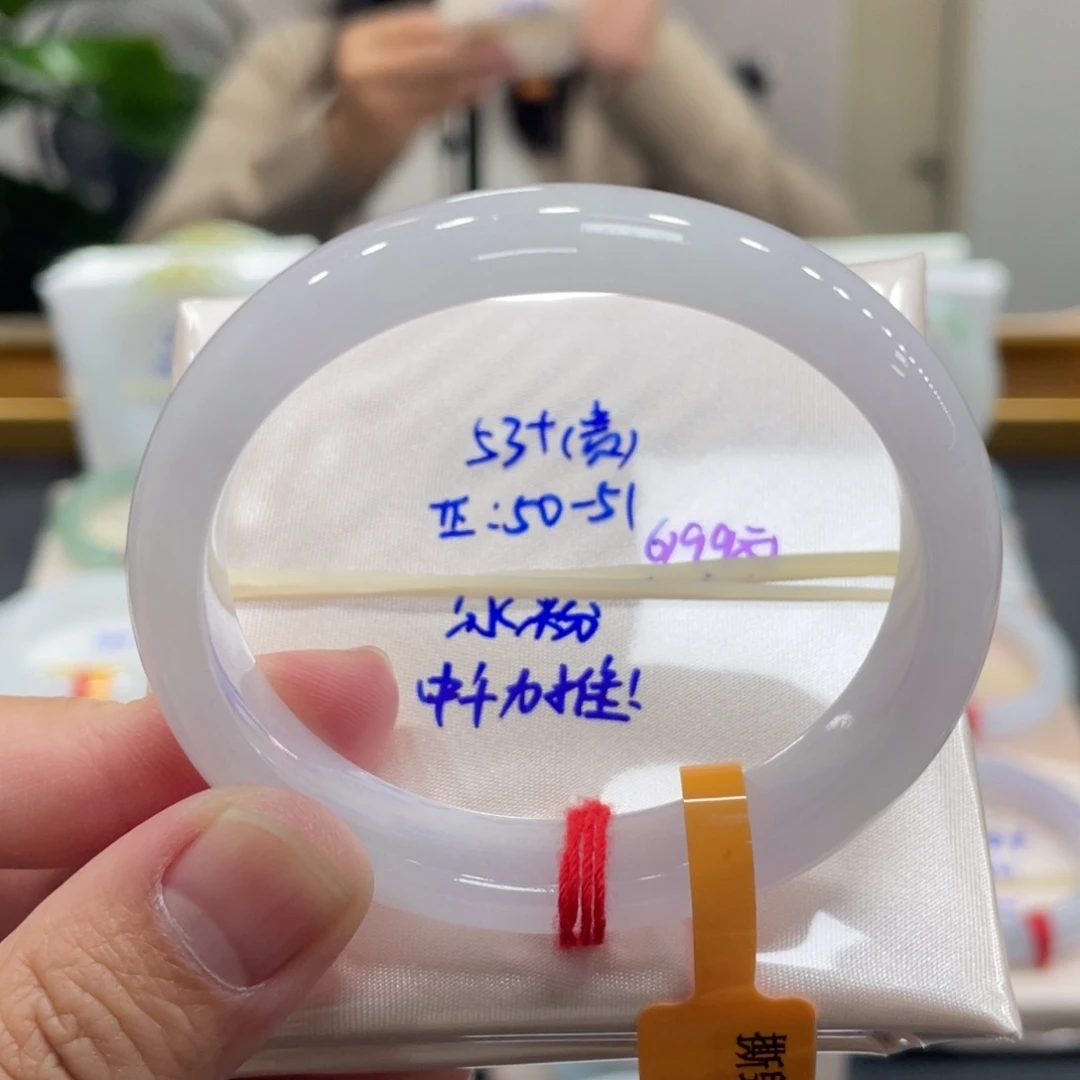 翡翠未镶嵌手镯翡翠