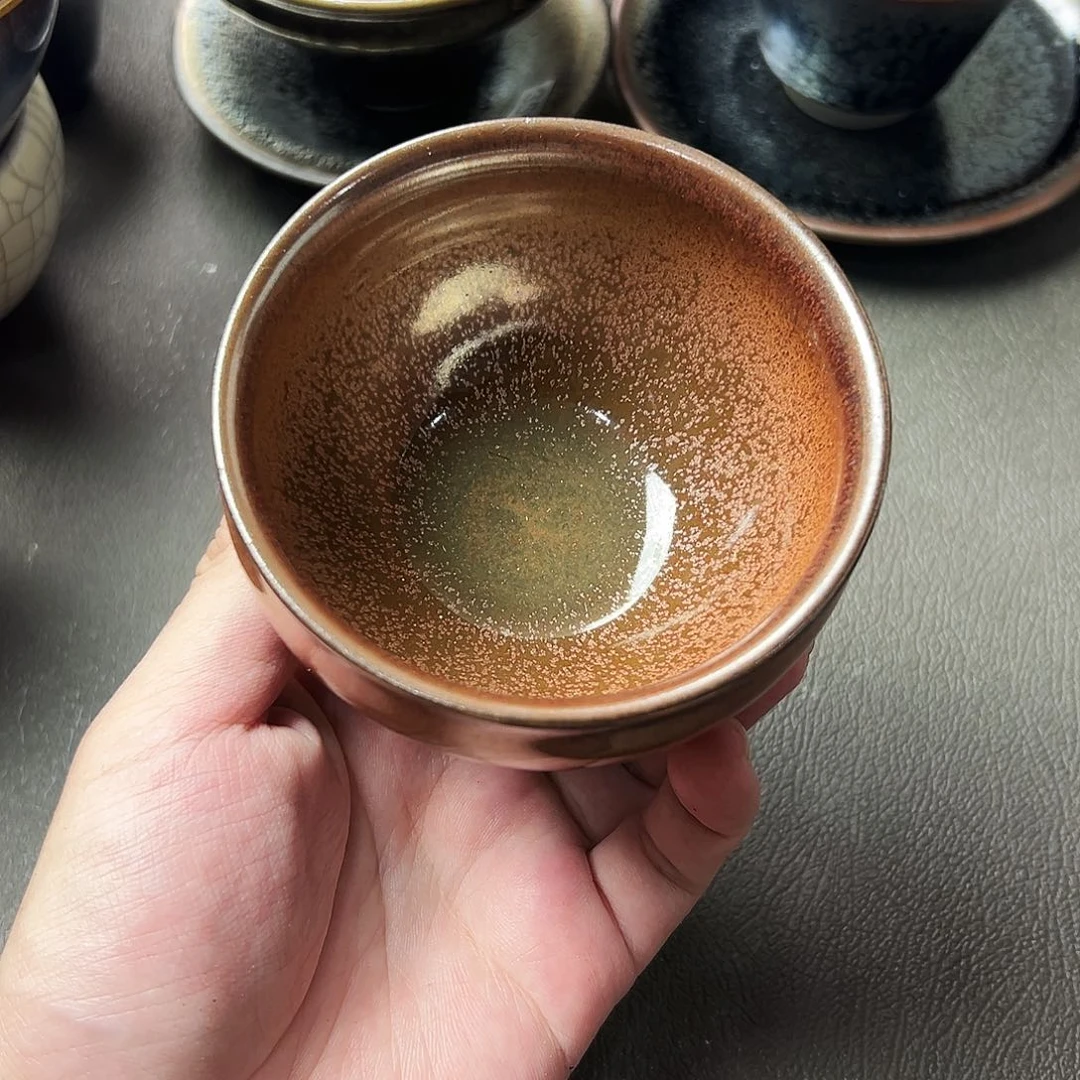 茶盏我们是有共同话题有
