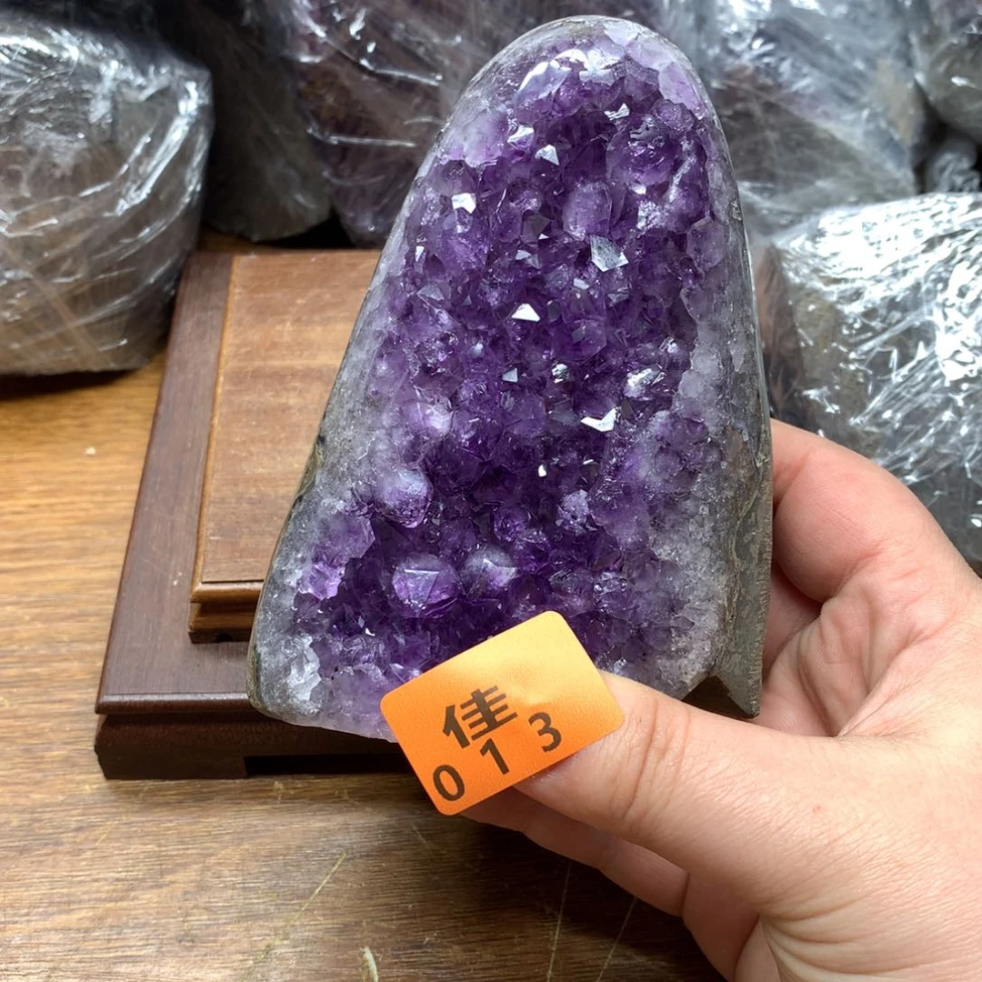 水晶大型摆件（非配饰）未镶嵌