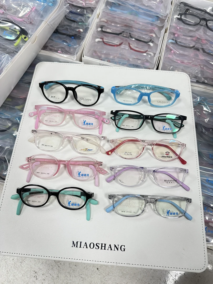 丹阳眼镜批发 特价儿童硅胶tr品质眼镜框