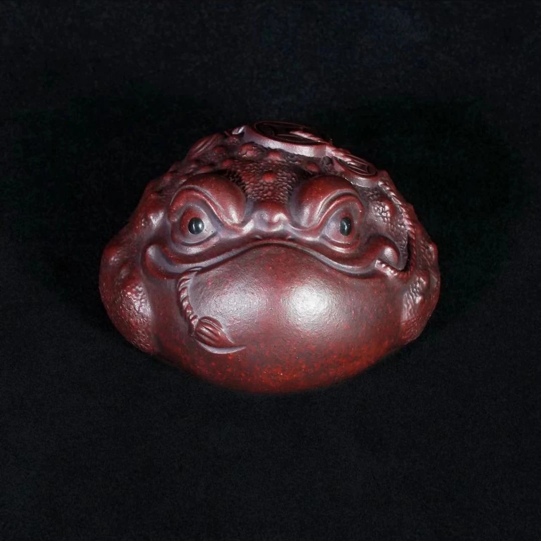 宜兴原矿纯手工高端紫砂茶宠--地包天