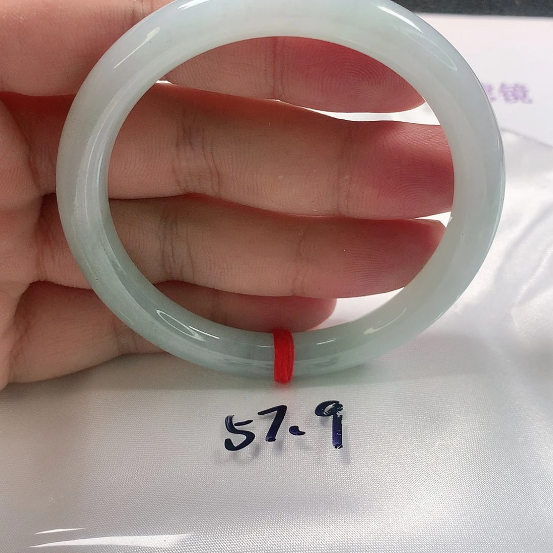 未镶嵌手镯（圆镯）翡翠321号