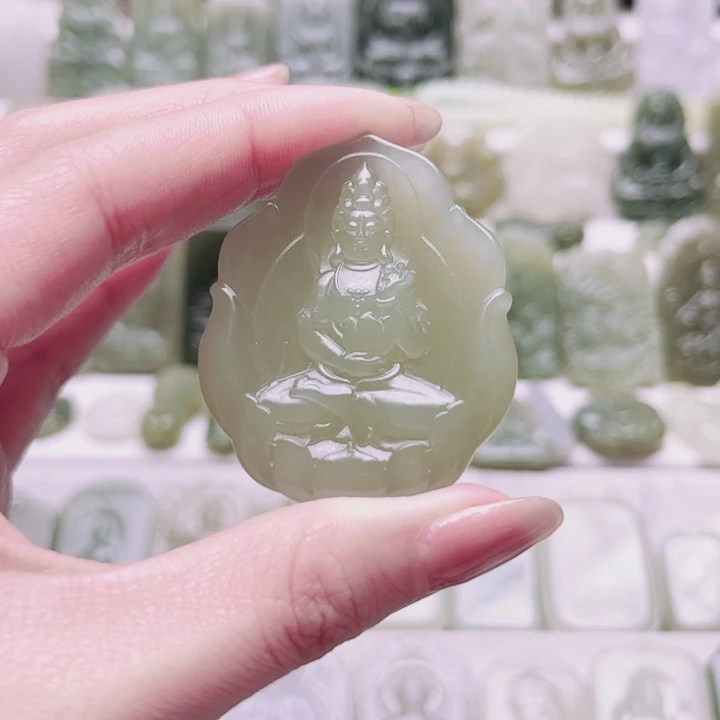 和田玉未镶嵌颈饰