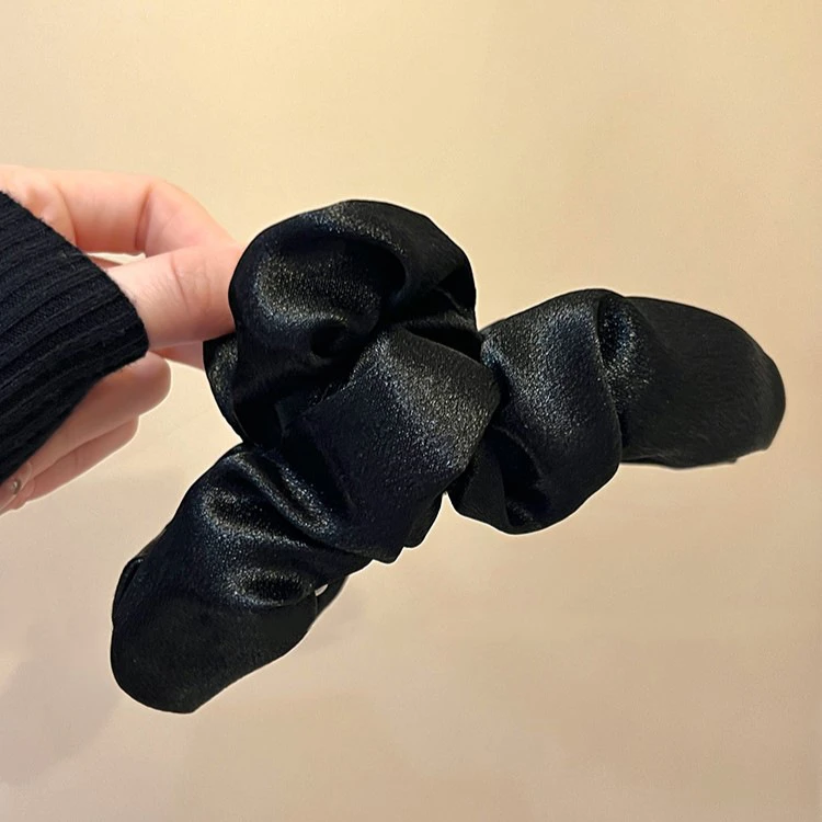 珍美妮高级感褶皱缎面抓夹大号女2025新款云朵发夹后脑勺鲨鱼夹