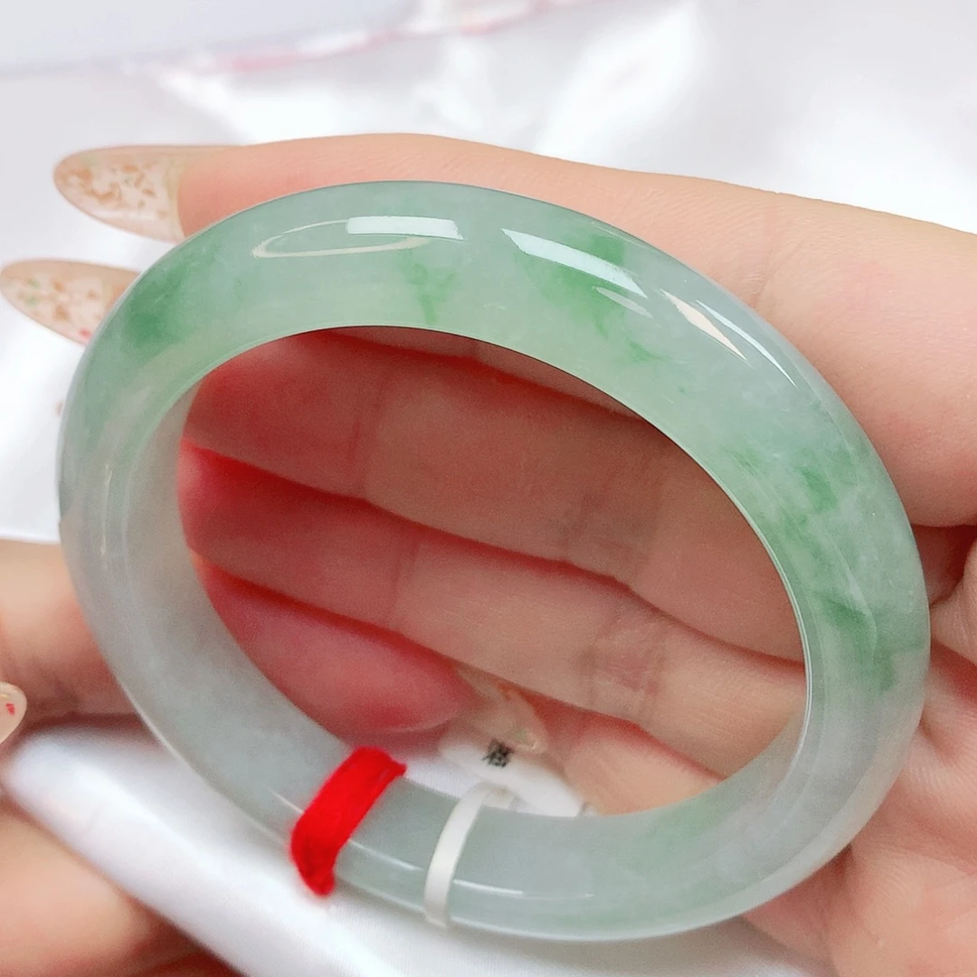 翡翠未镶嵌手镯抖音829