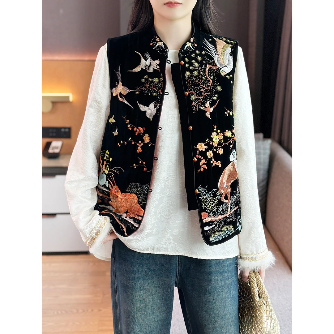 左左家 鹿鸟报喜~奢贵重工刺绣新中式立领真丝丝绒夹棉马甲外套女