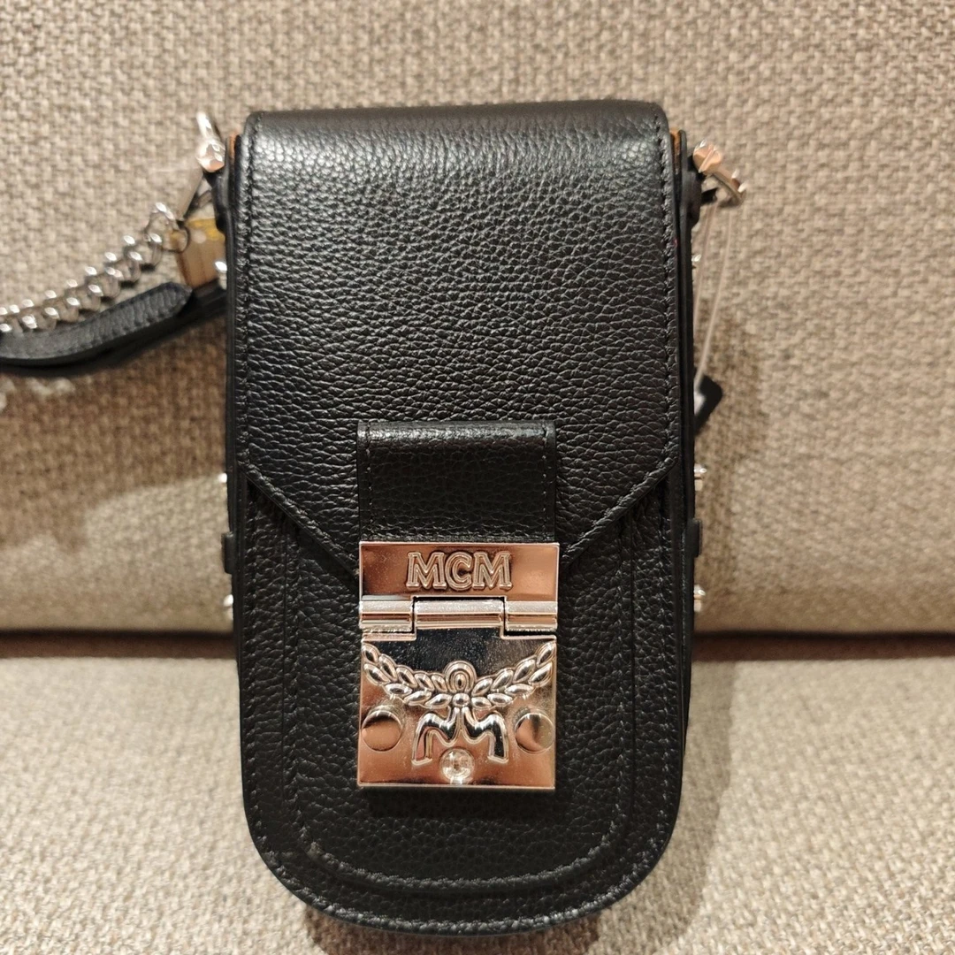 95新 MCM 黑色手拿包yy 1749 3015