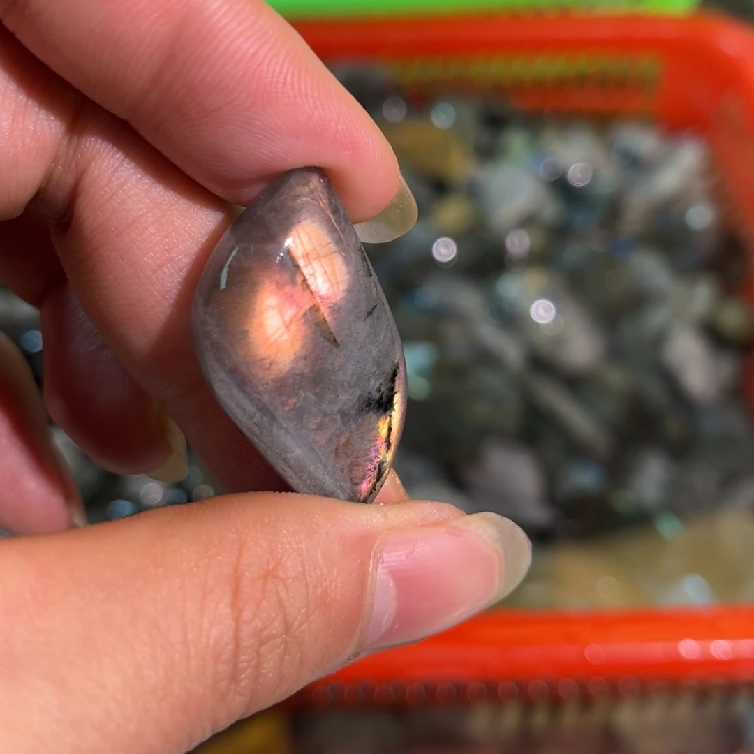 拉长石吊坠未镶嵌㫪