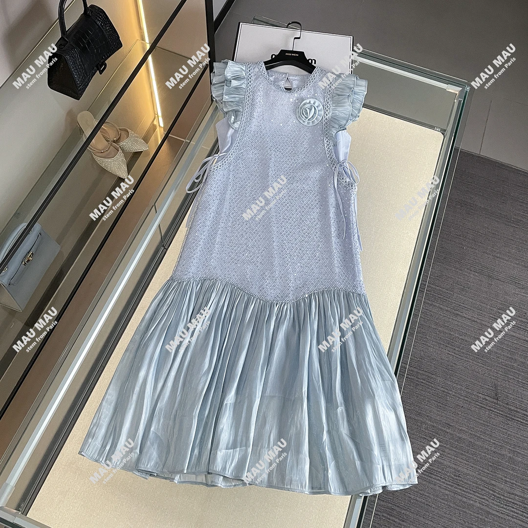 现货轻奢高端女装25新款飞飞袖休闲显瘦立体花朵装饰连衣裙DY7126