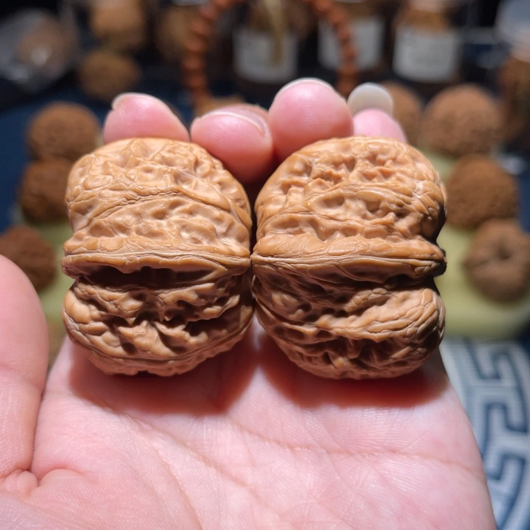 文玩核桃吊坠平谷元宝44全品