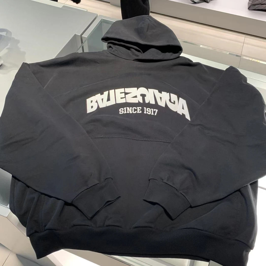 全新未使用 Balenciaga/巴黎世家 奥莱 正反字母卫衣 3-4周到