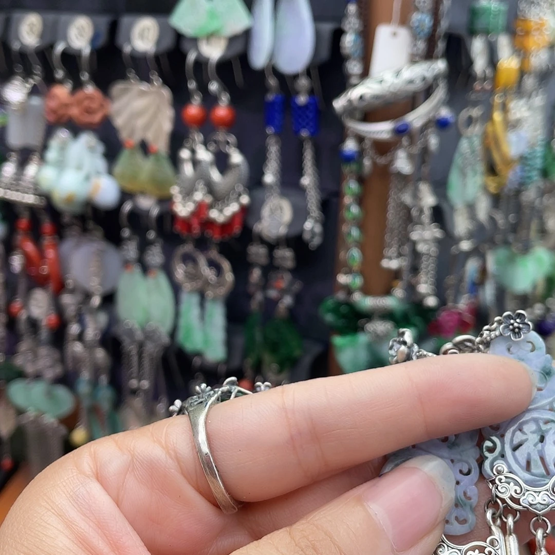 李***蕾银S925镶嵌翡翠耳饰517hjhh