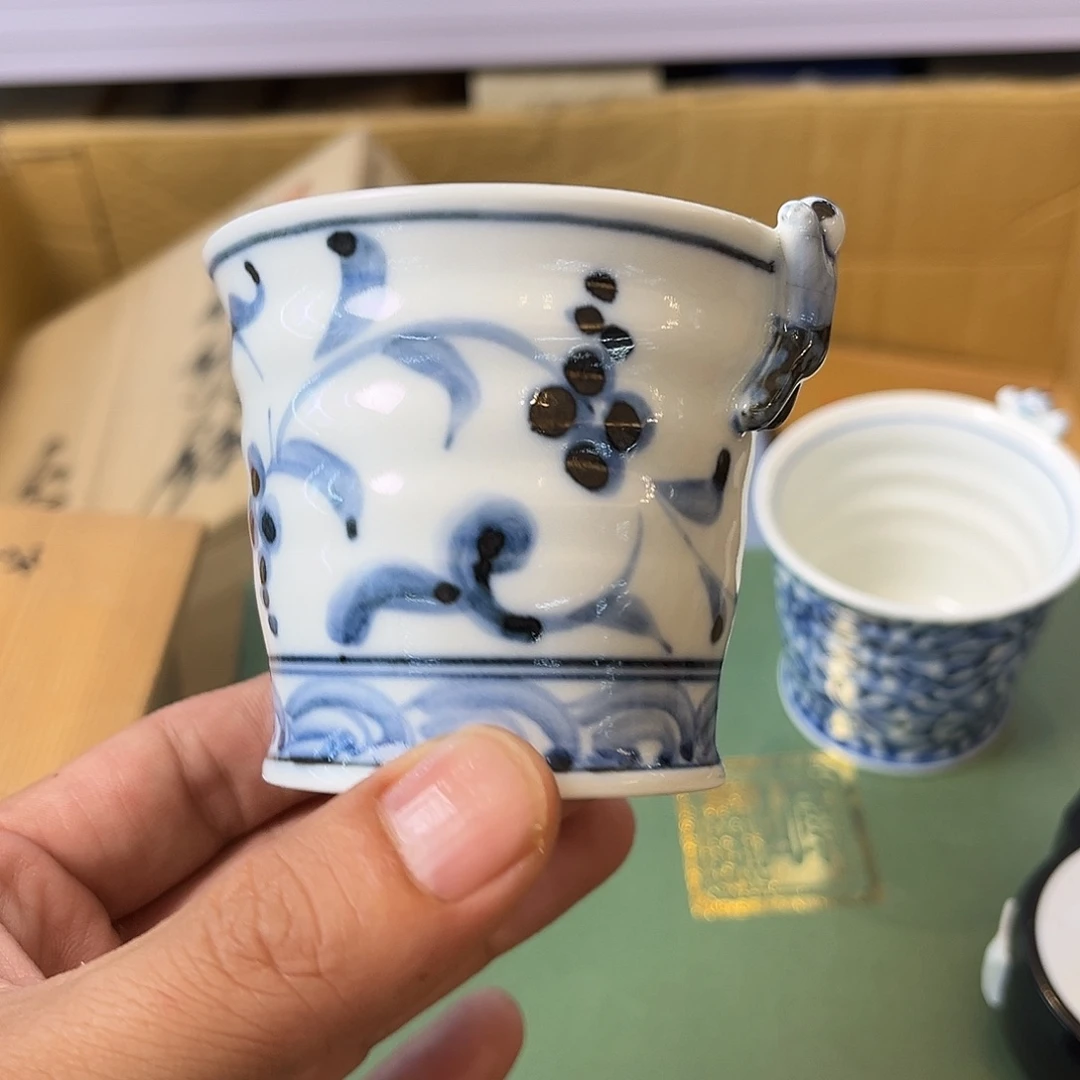 盖碗在一起就是要开心的一