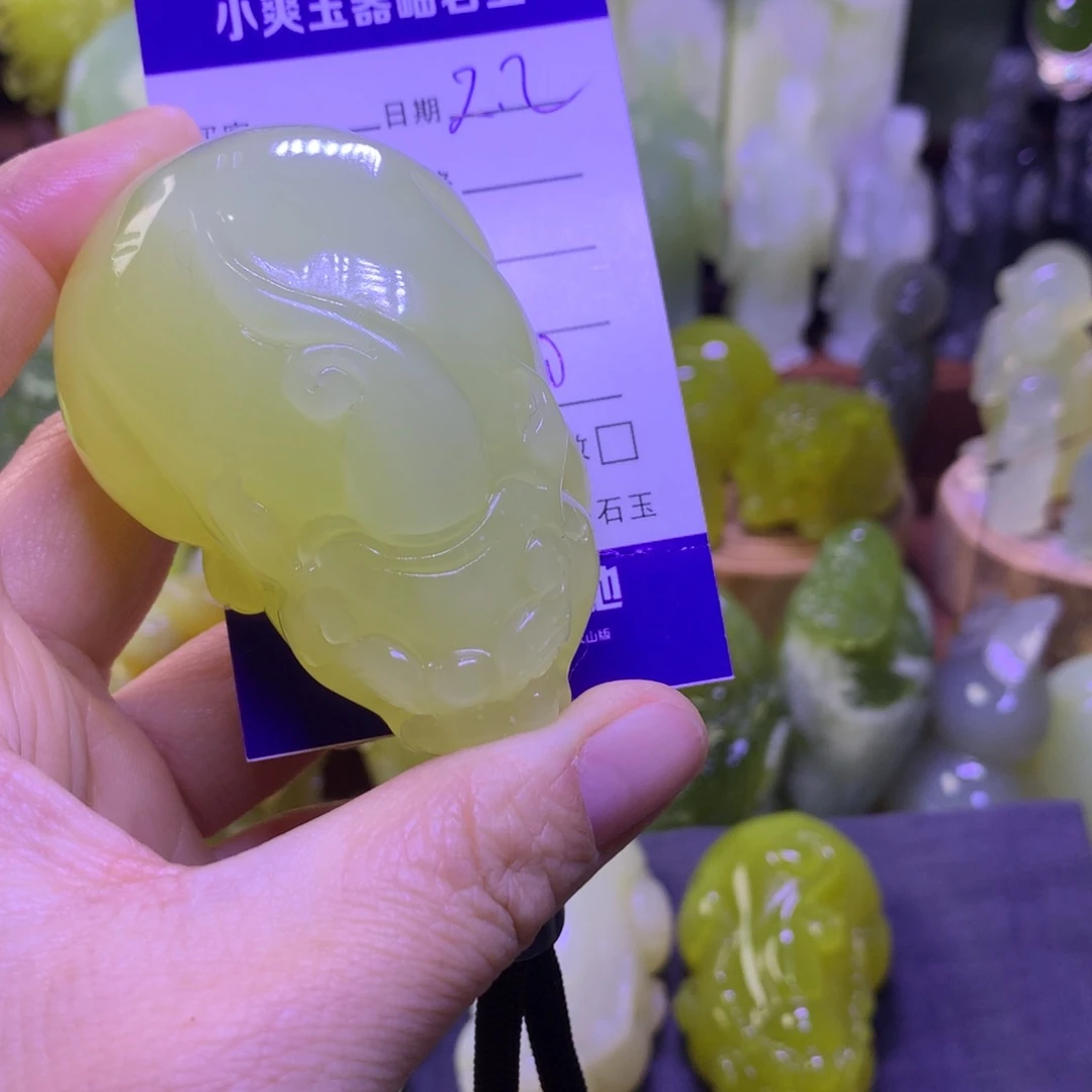 岫玉手把件未镶嵌淼