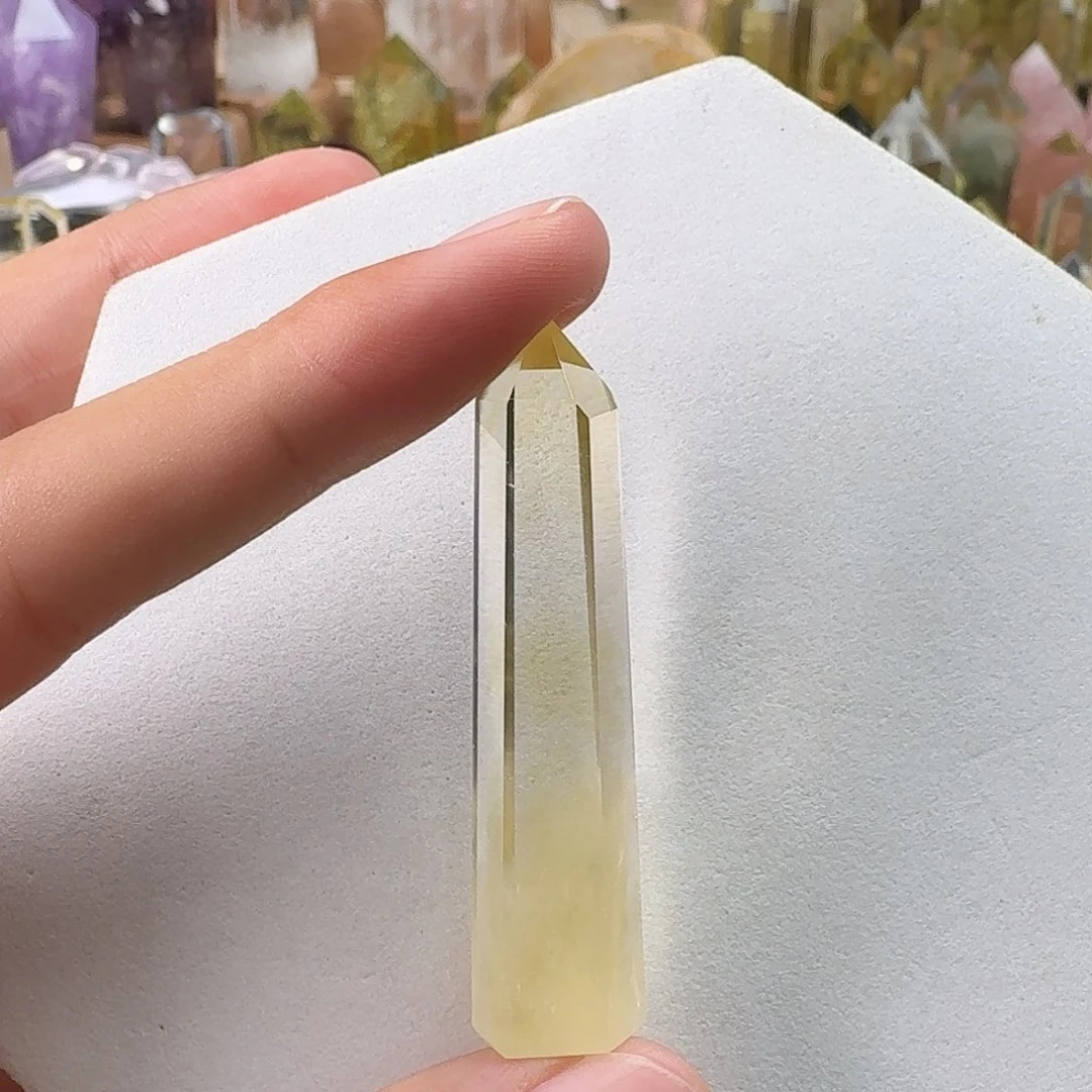 水晶珠宝半成品未镶嵌黄水晶蓝针