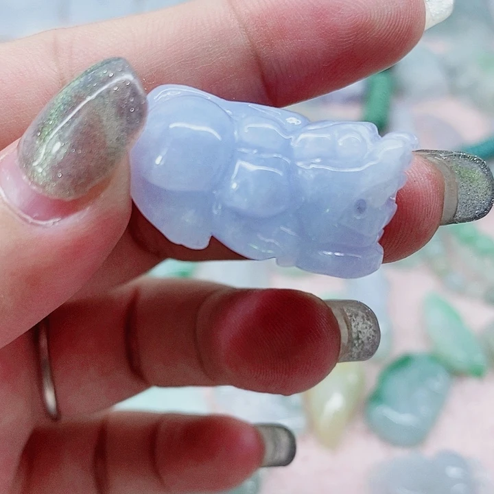 颈饰未镶嵌翡翠天然