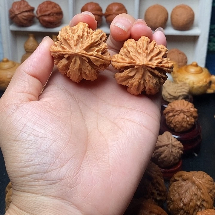 喜***碧吊坠文玩核桃八棱