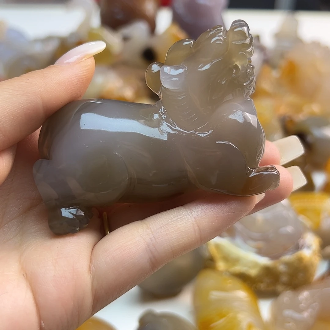 玛瑙/玉髓未镶嵌颈饰