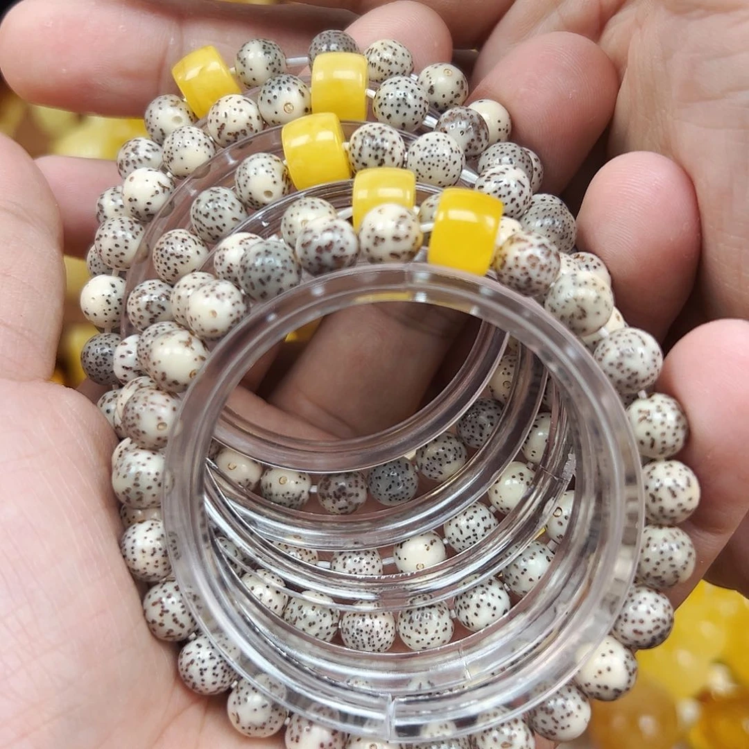 蜜蜡颈饰未镶嵌单圈8mm，随机发货，开播福利