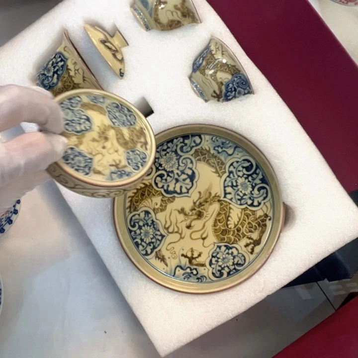 瓷片釉里金穿花龙五件套全品