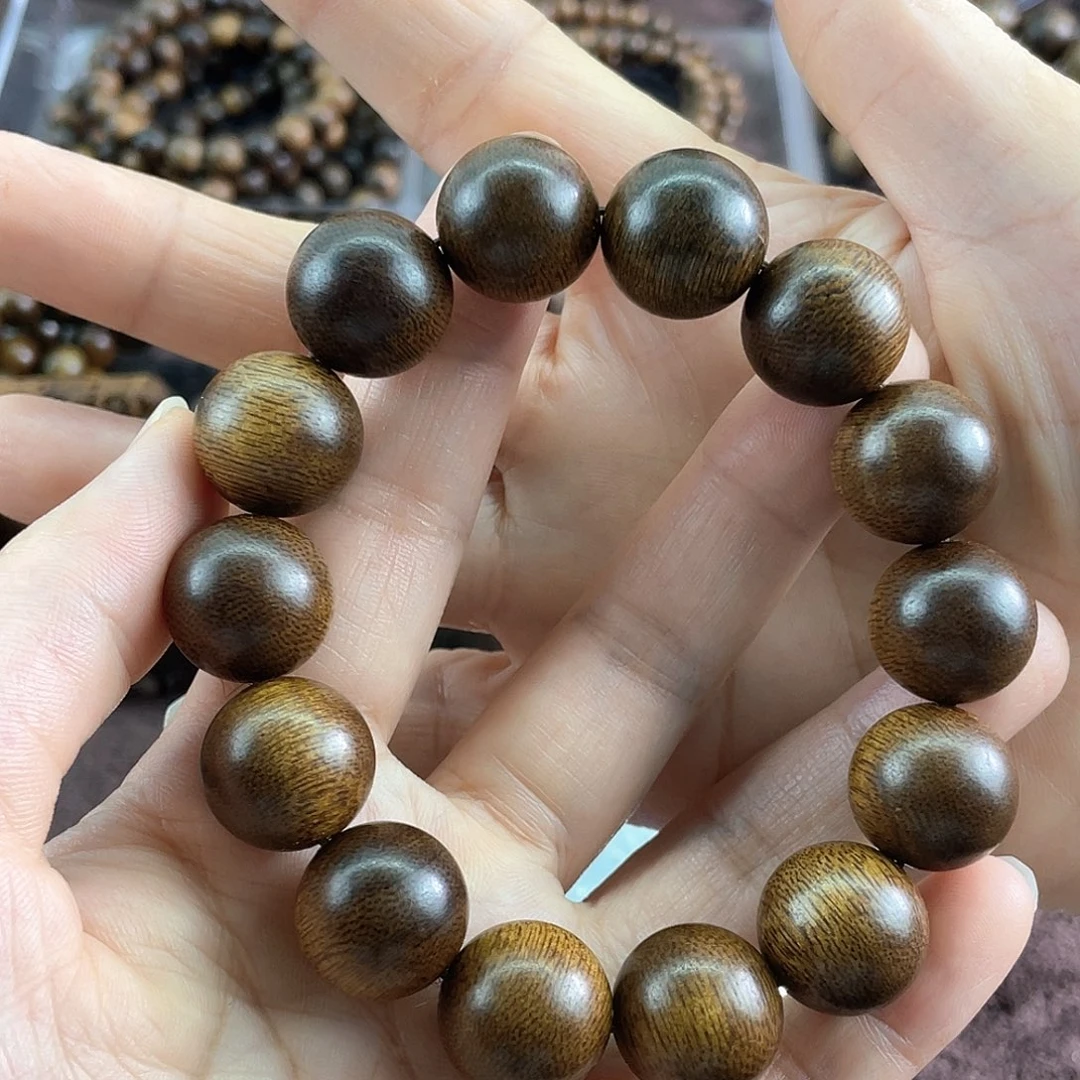 沉香手串久**逢越南芽庄白棋