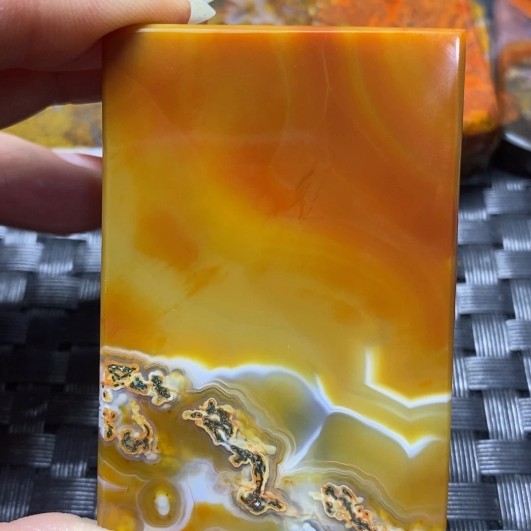 玛瑙/玉髓挂件未镶嵌