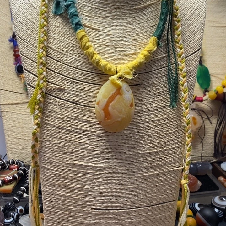 玛瑙/玉髓未镶嵌颈饰