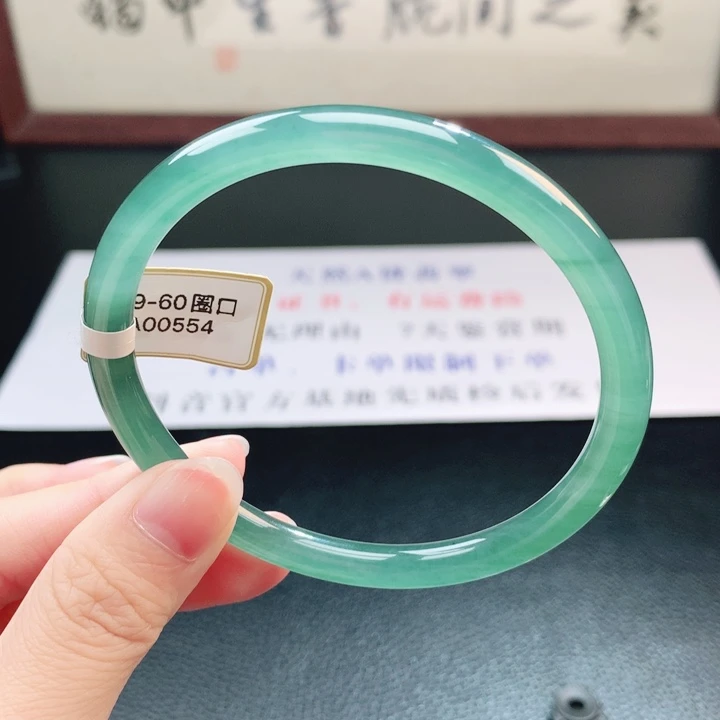 翡翠未镶嵌手镯翡翠手镯87