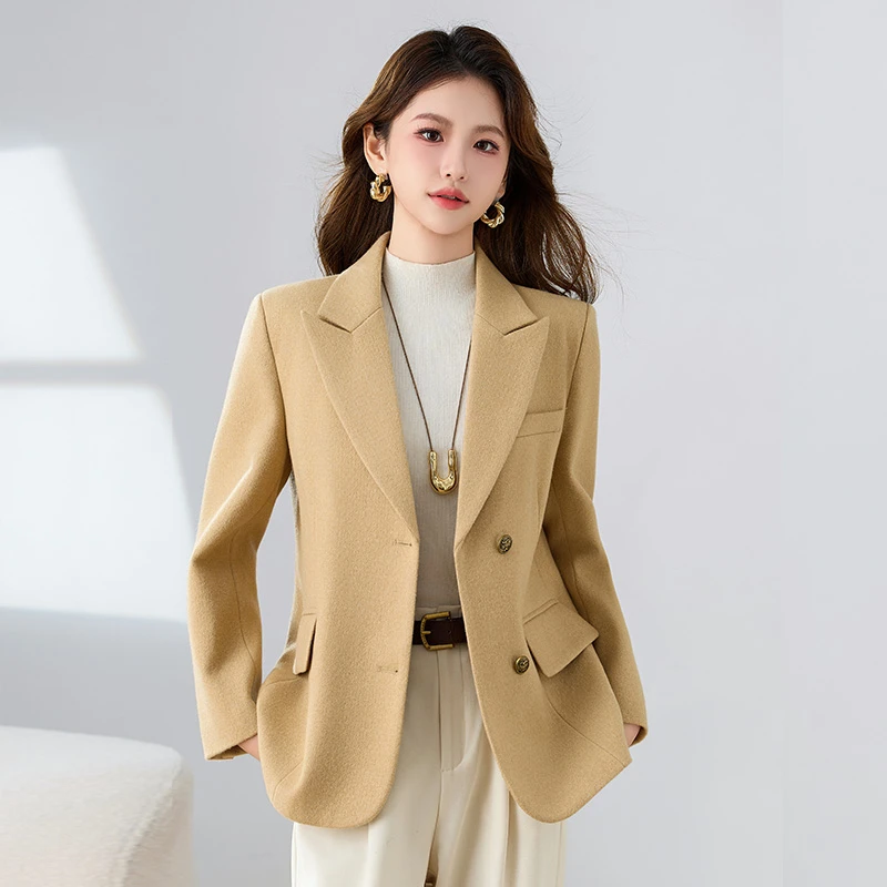 卡其色西装外套女士高级设计感春秋2025年新款收腰气质休闲小西服