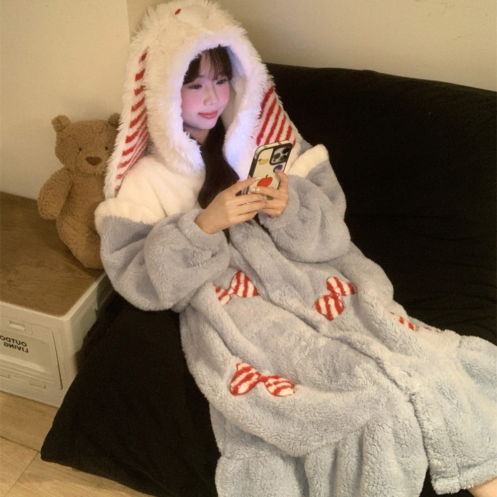 可爱兔耳连帽珊瑚绒睡衣女2025新款大码加绒加厚保暖家居服睡袍冬