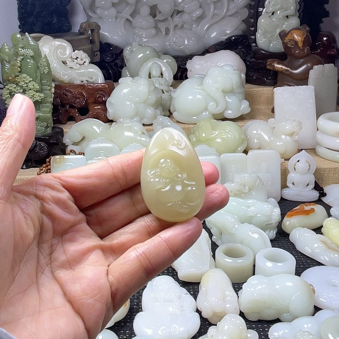 和田玉挂件未镶嵌秋*