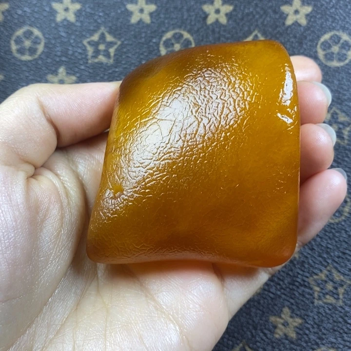 未镶嵌定制琥珀飘*哥琥珀蜜蜡吊坠