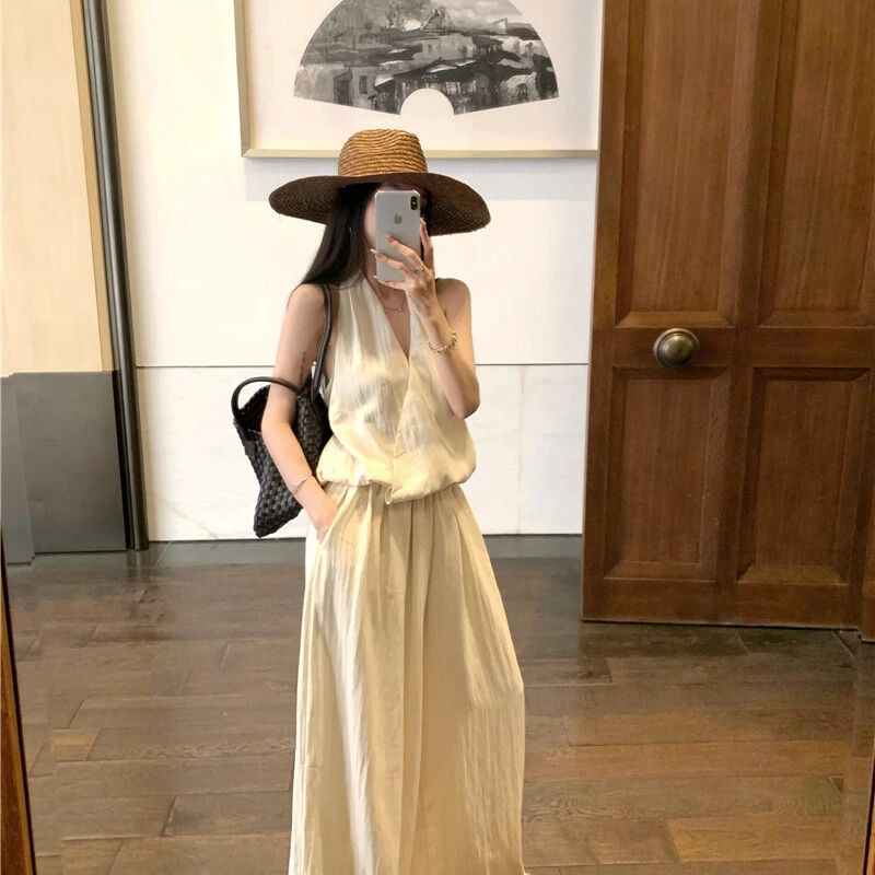 SHER复古慵懒风松弛感挂脖V领露背上衣女夏季休闲阔腿裤两件套