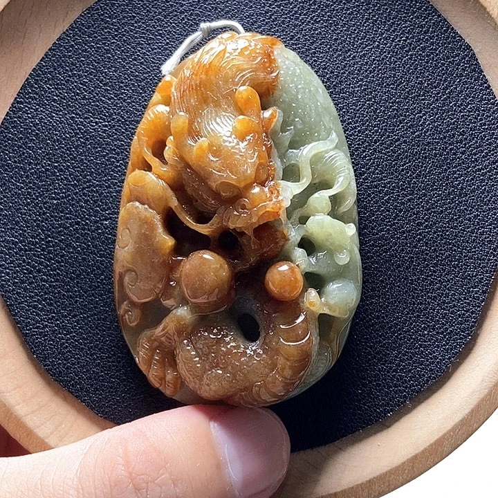 翡翠未镶嵌颈饰翡翠a货