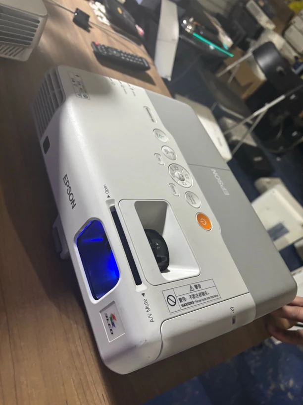 9新 Epson/爱普生 二手 爱普生投影仪仪 运费自理