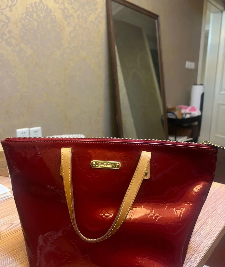 95新 路易威登手提包 24350