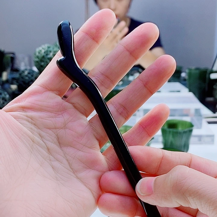 未镶嵌和田玉（青玉）把件