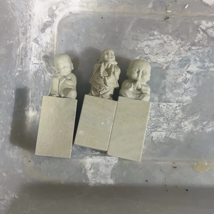 印度石奕*新矿钮