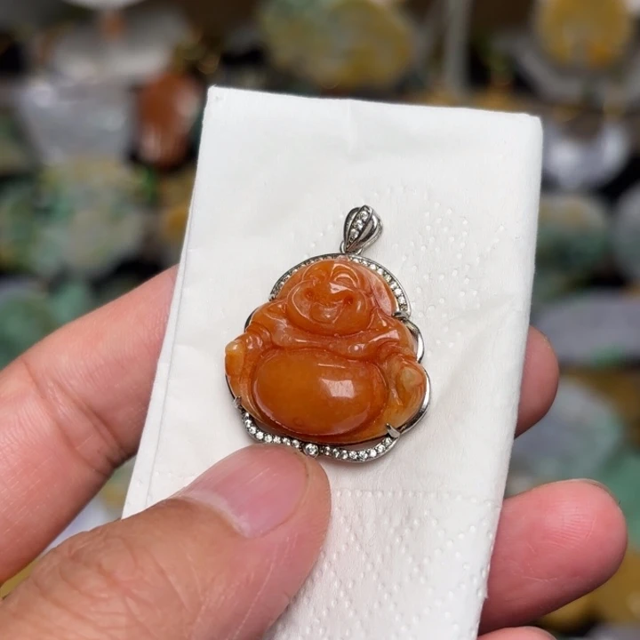 翡翠颈饰未镶嵌吊坠