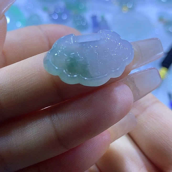 翡翠未镶嵌颈饰天然翡翠A货吊坠
