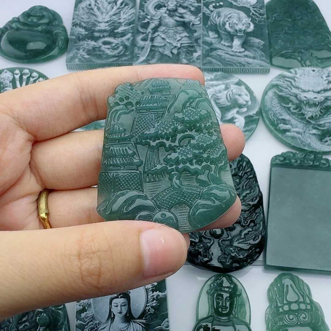 翡翠未镶嵌颈饰多样性发货天然A货翡翠