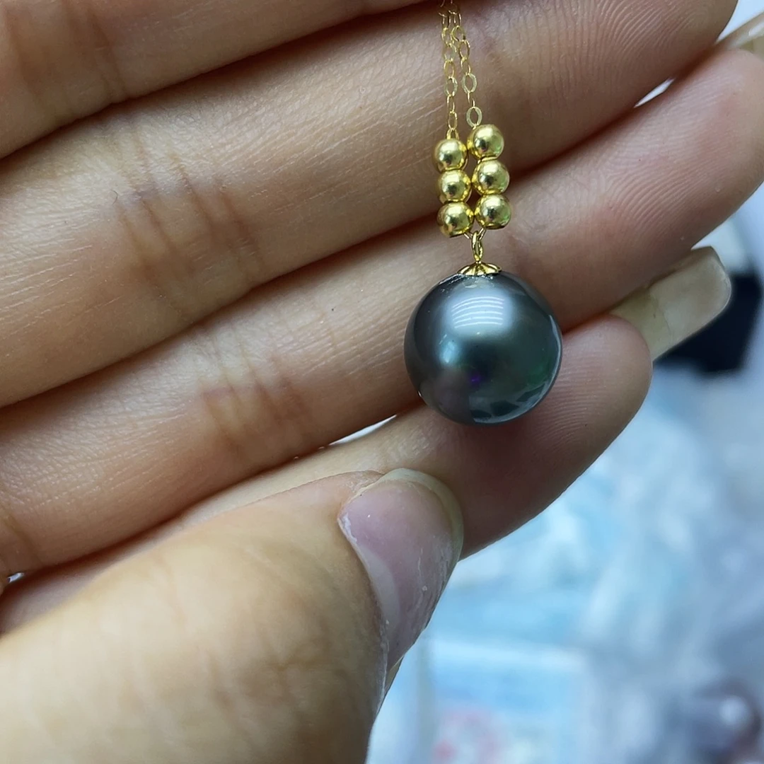 颈饰18K金镶嵌海水珍珠