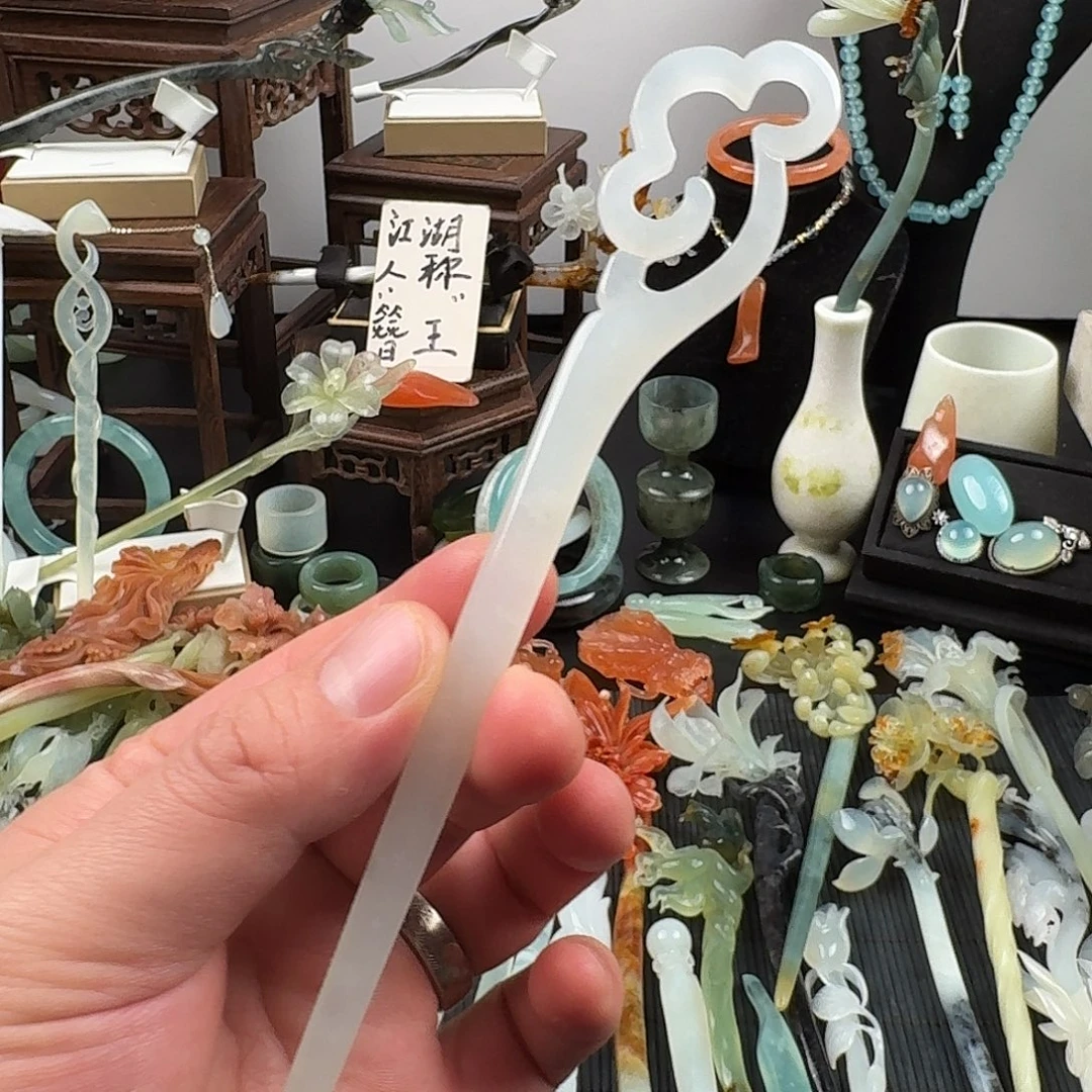 蛇纹石玉未镶嵌发饰