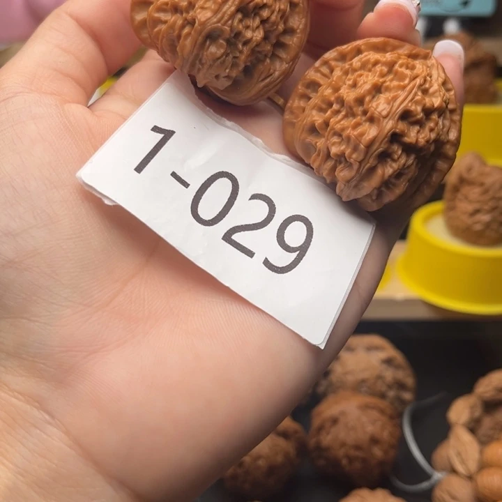 把件文玩核桃41三角白1029