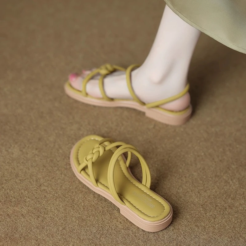 真皮平底两穿凉拖鞋女一字外穿2025年夏新款粗跟配裙子软底拖鞋女