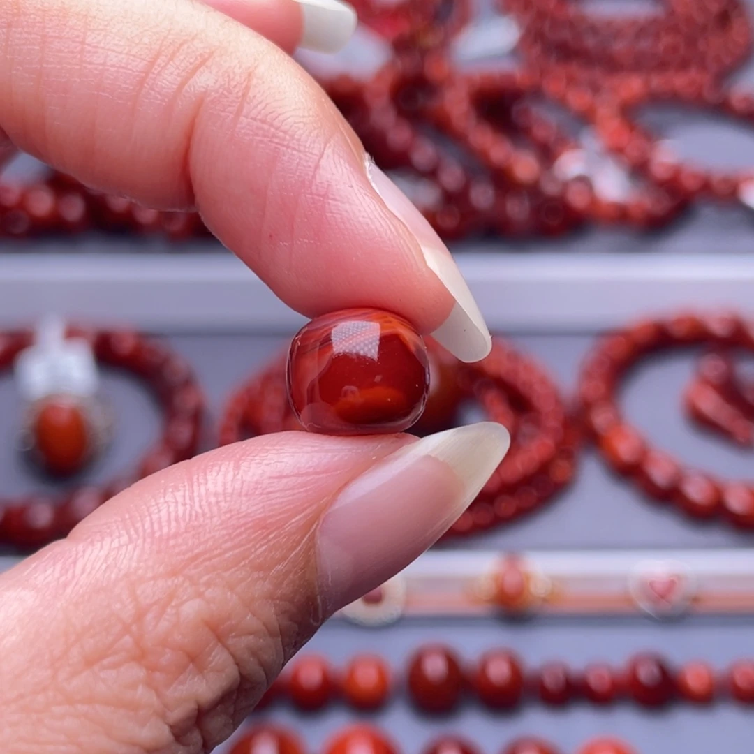 南红玛瑙未镶嵌配珠10.8mm瓦西玫瑰牛血老型珠